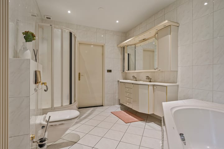 Foto 53 van Wielewaallaan 4