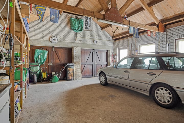 Photo 51 of Dokter Hoekstraat 9