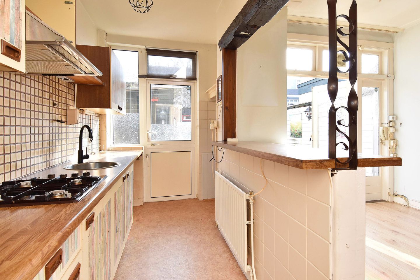 Photo 14 of Velpsestraat 188