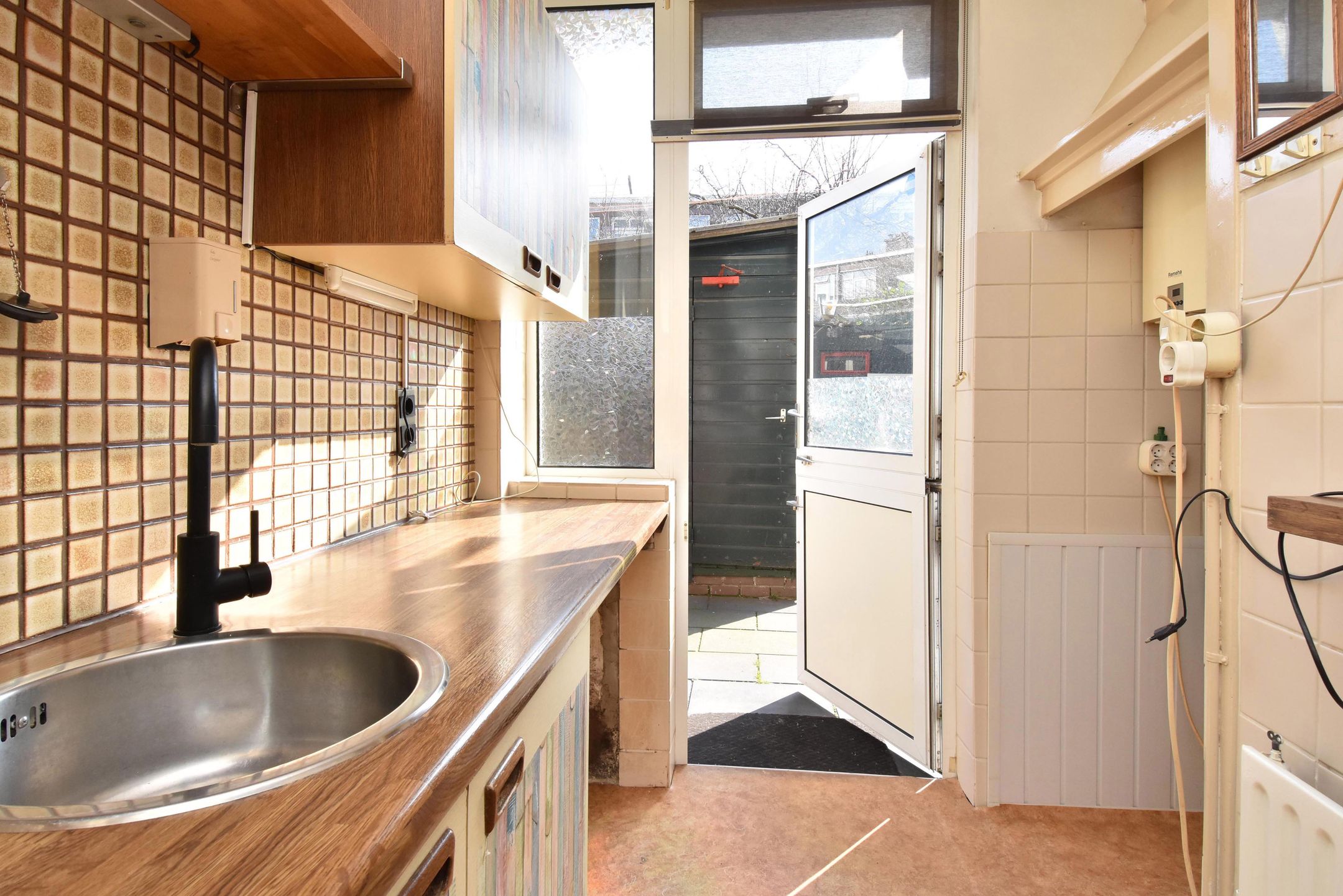 Photo 15 of Velpsestraat 188