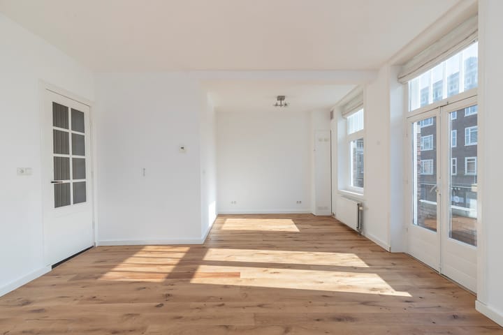 Foto 2 van Legmeerplein 5-1