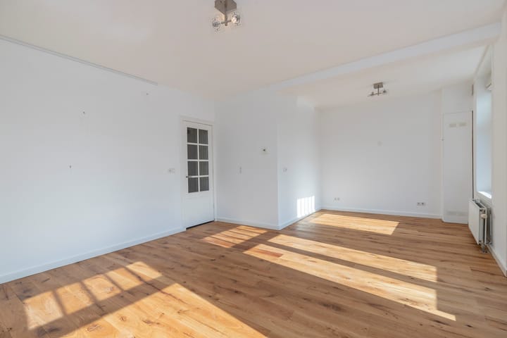 Foto 3 van Legmeerplein 5-1