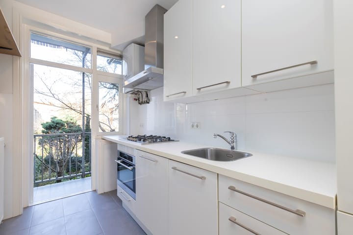 Foto 16 van Legmeerplein 5-1