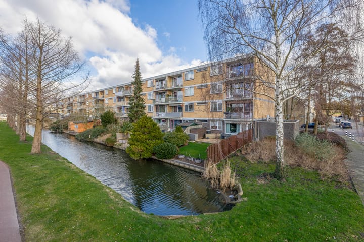 Foto 1 van Justus van Effenlaan 14