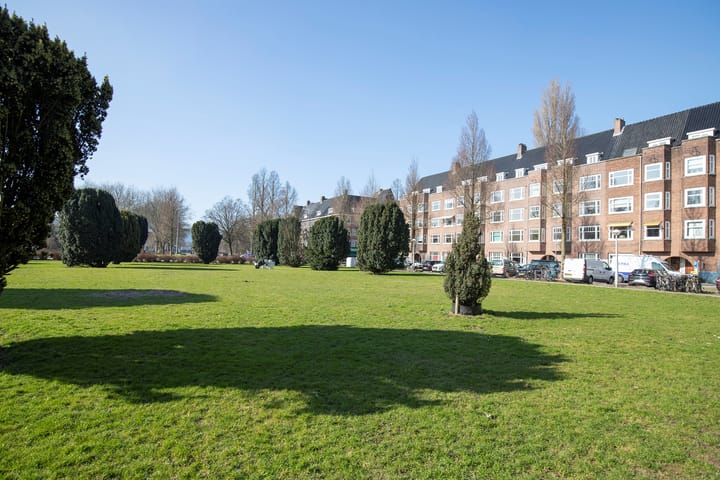 Foto 35 van Legmeerplein 5-1