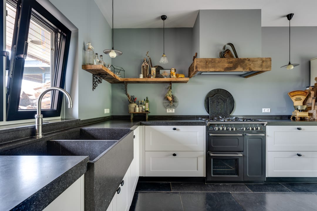 Photo 11 of Provincialeweg 37