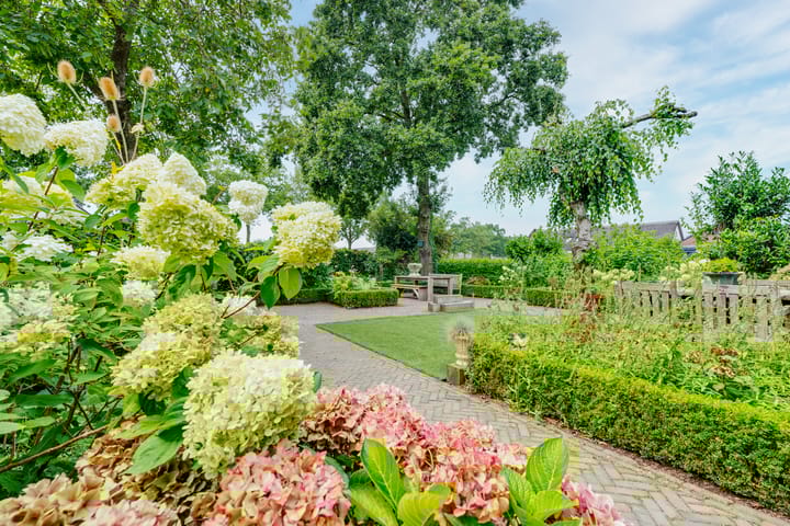 Photo 49 of Provincialeweg 37