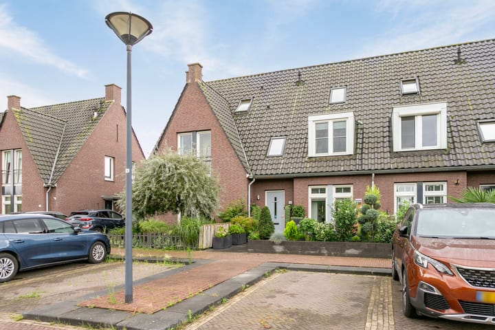 Foto 32 van Kapitein Perrotstraat 16