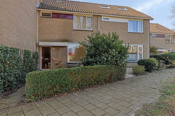 Foto 1 van Sterzegge 8