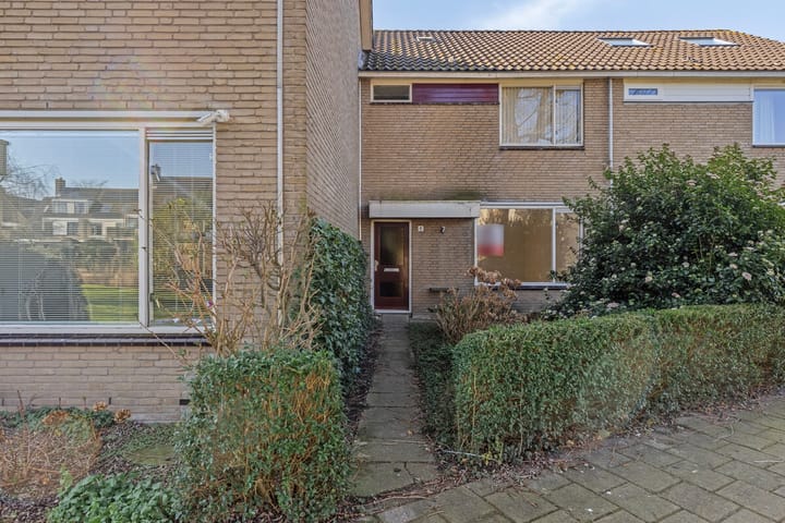 Foto 2 van Sterzegge 8