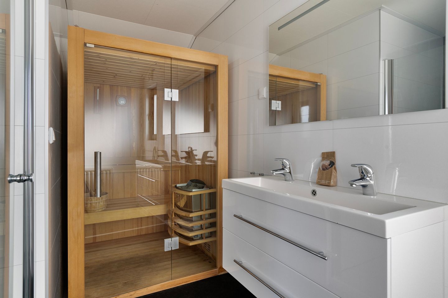 Foto 14 van Pipeluurseweg 8-402