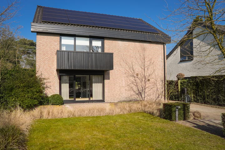 Foto 5 van Van Broghelstraat 3