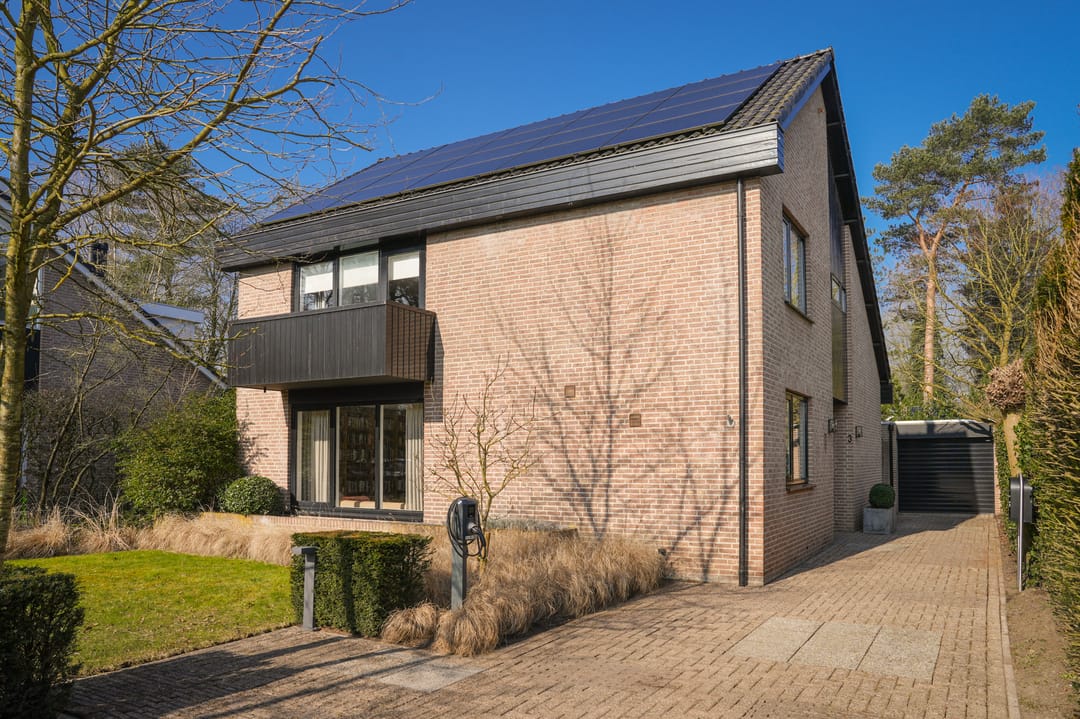 Foto 1 van Van Broghelstraat 3