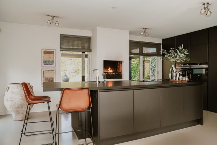 Foto 9 van Van Broghelstraat 3