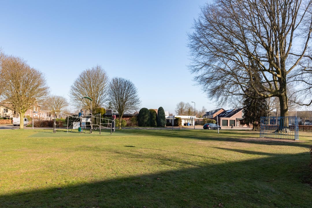 Foto 7 van Tromplaan 9