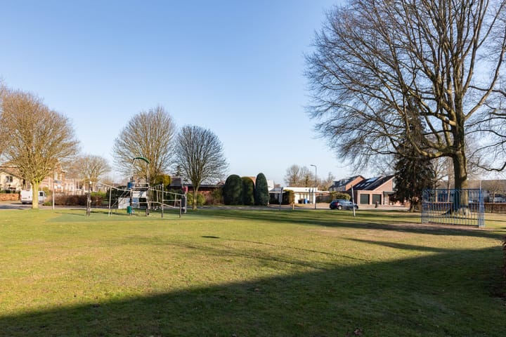 Foto 7 van Tromplaan 9