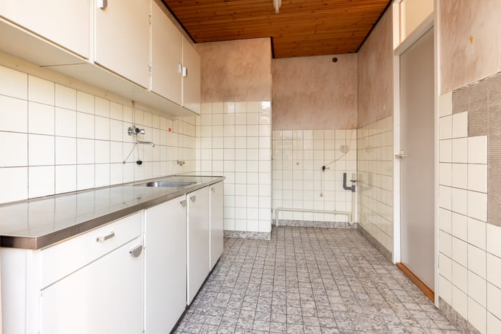 Foto 15 van Tromplaan 9