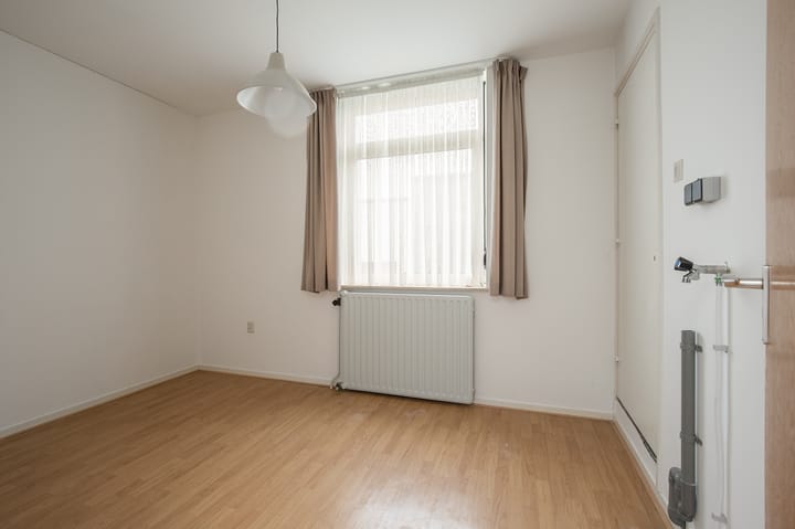 Foto 11 van Dross Kampsstraat 27