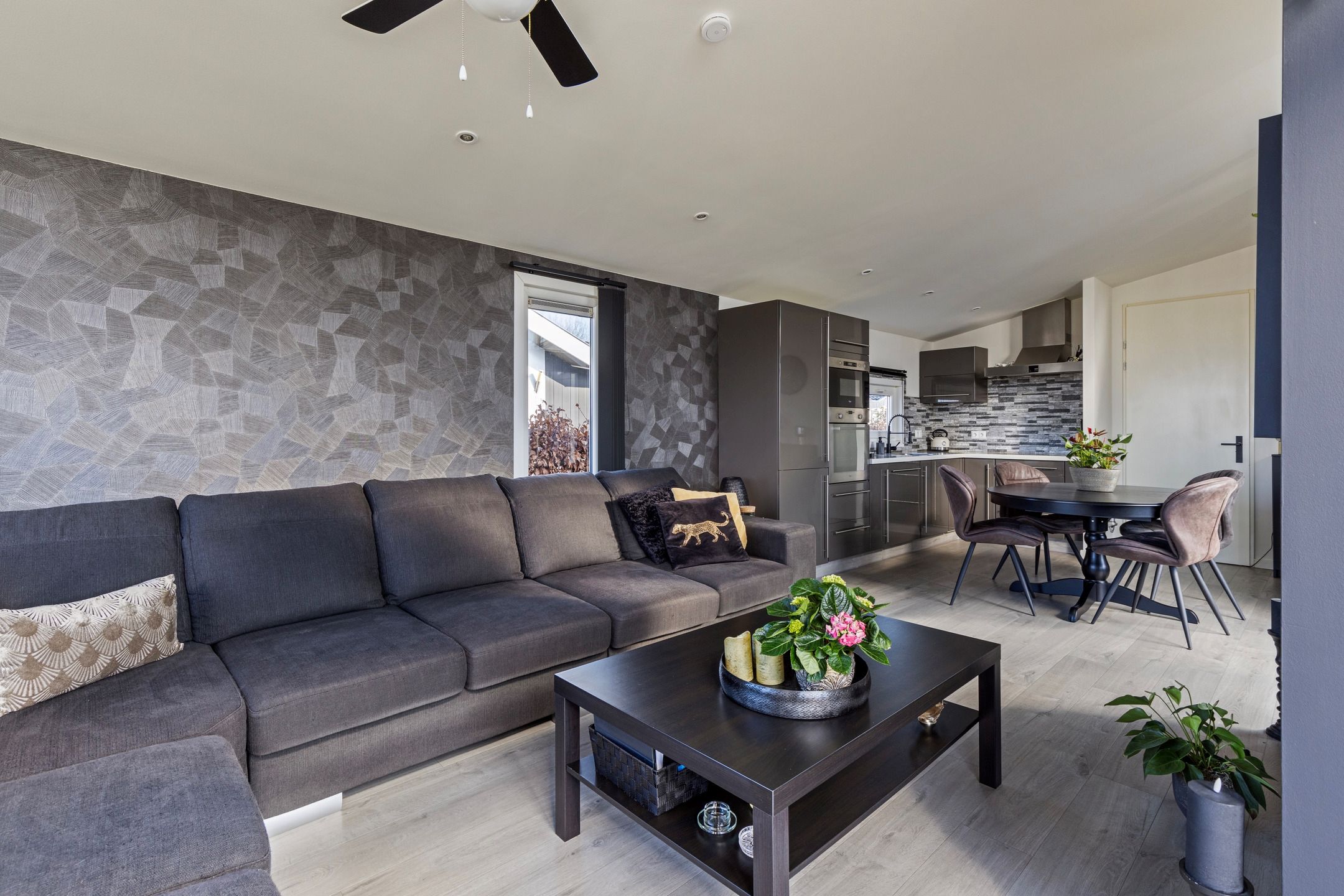 Photo 9 of Rijksstraatweg 186-269