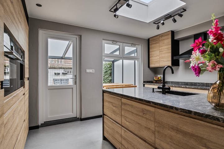 Foto 14 van Steenbergenstraat 15