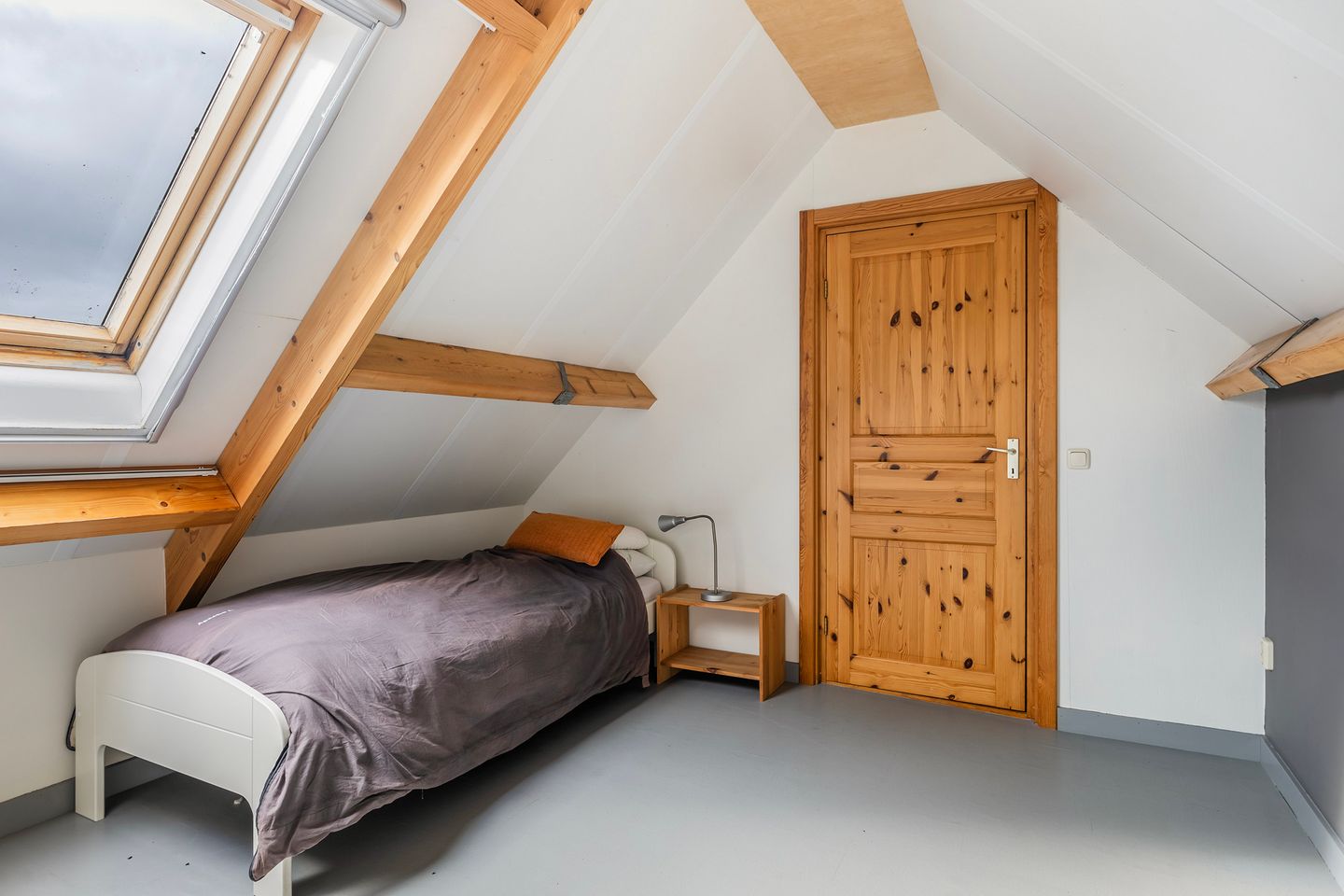 Photo 34 of Willem Loréweg 14