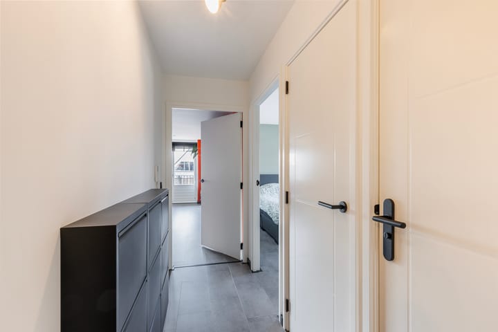 Foto 6 van Zwanebloem 64