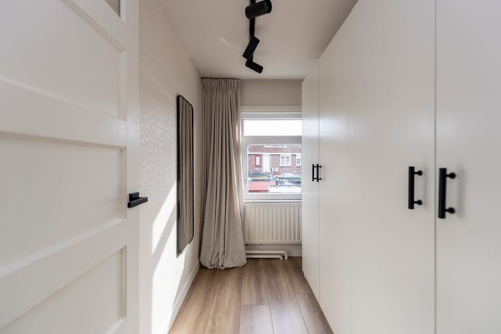 Foto 34 van Hobbemastraat 16