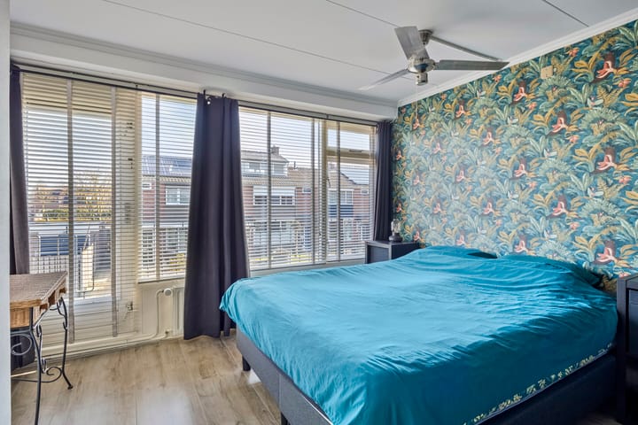 Foto 23 van Herman ten Catestraat 26