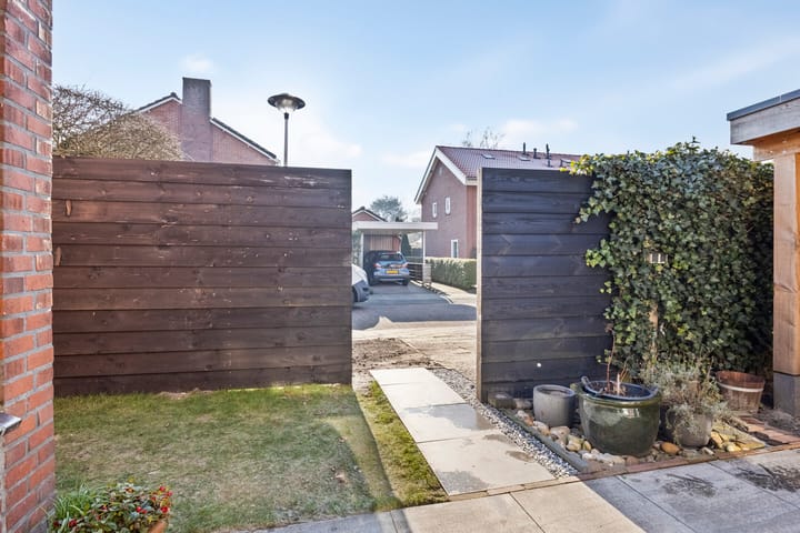 Foto 37 van Herman ten Catestraat 26