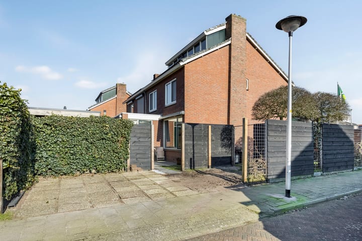 Foto 41 van Herman ten Catestraat 26