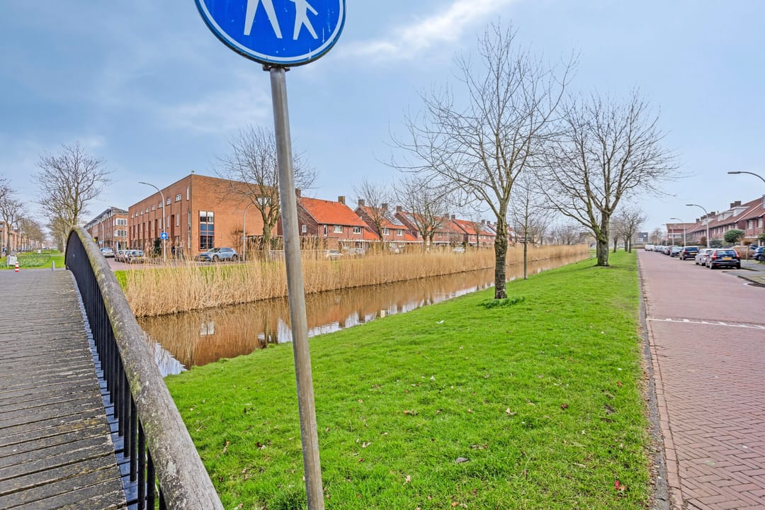 Foto 41 van Weidevogellaan 76