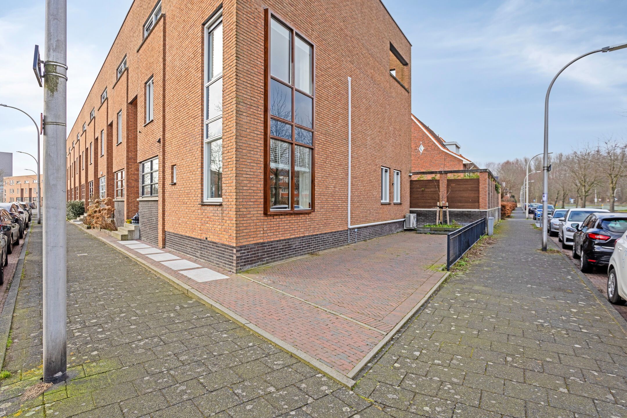 Foto 42 van Weidevogellaan 76