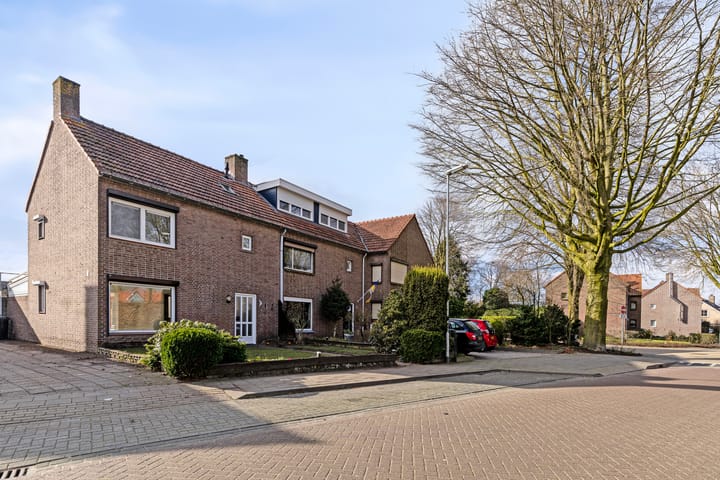 Foto 1 van Julianastraat 26