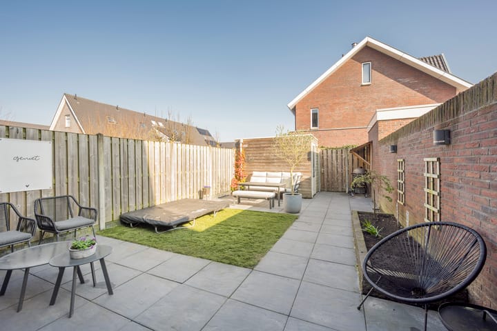 Foto 9 van Zijdevlinder 81