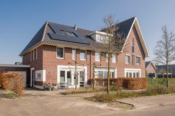 Foto 39 van Zijdevlinder 81