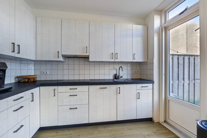 Foto 17 van Vlassersstraat 17