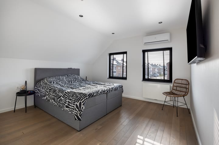 Foto 20 van Irenestraat 8