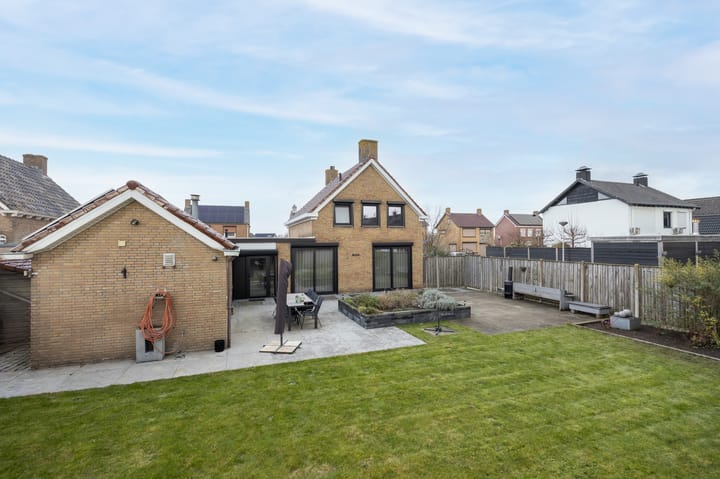 Foto 31 van Irenestraat 8