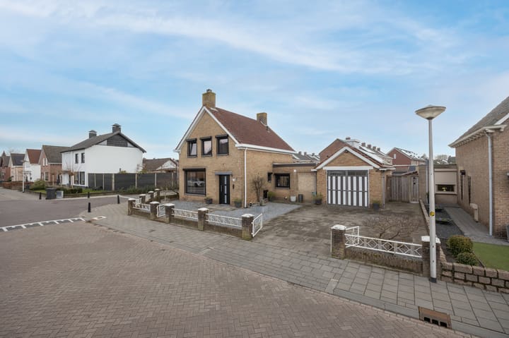 Foto 36 van Irenestraat 8