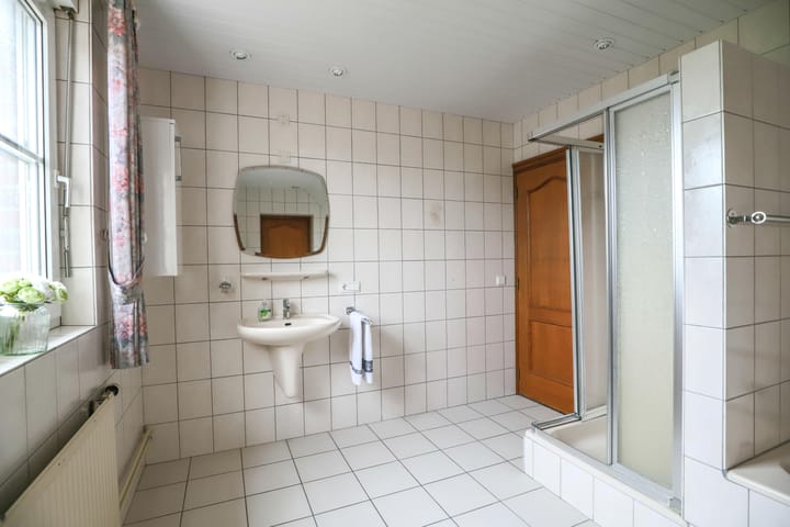 Photo 40 of Venloseweg 6