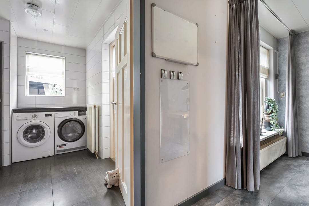 Foto 16 van Moerbeilaan 5