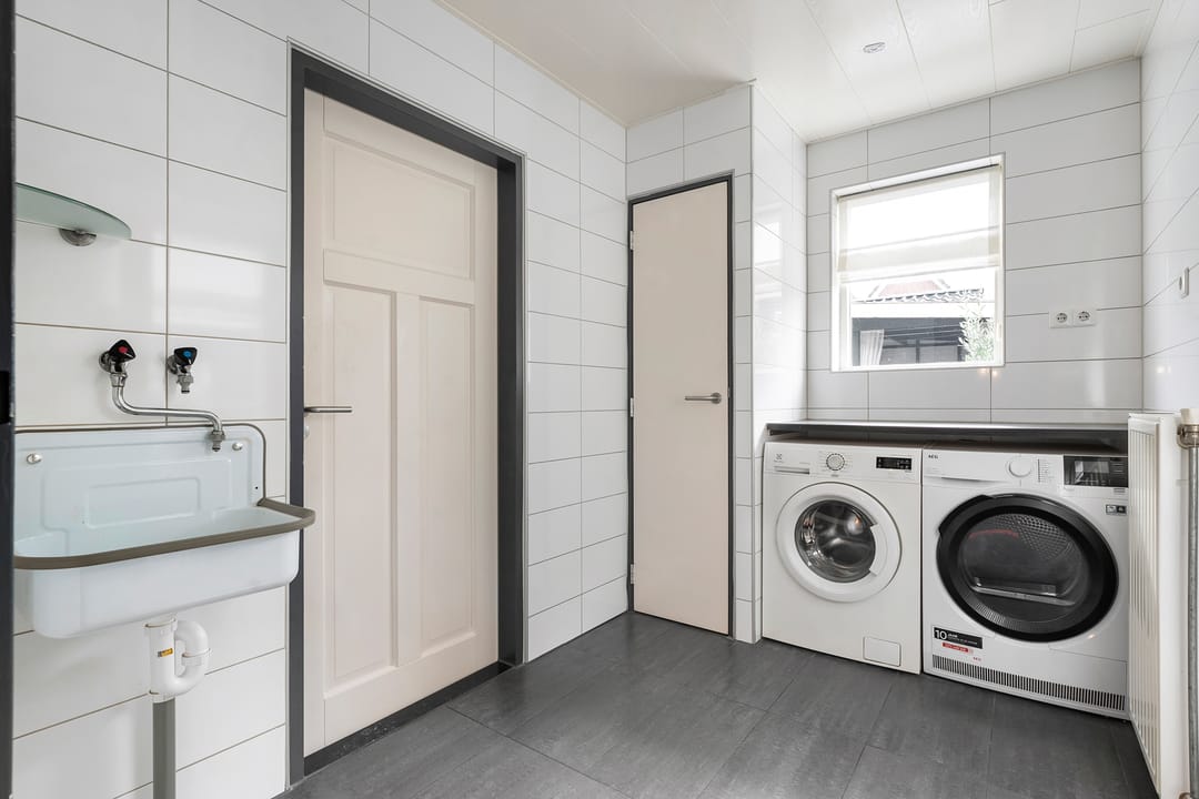 Foto 17 van Moerbeilaan 5