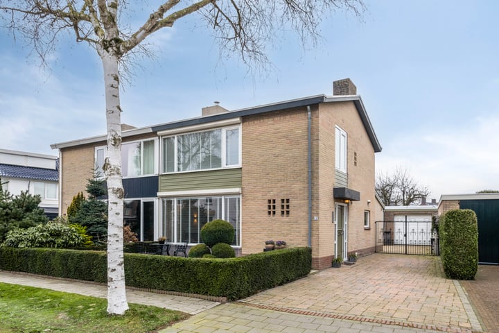 Pater van den Elsenstraat 11