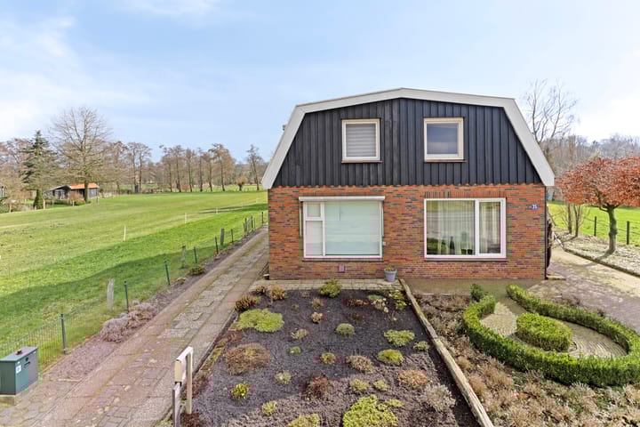 Photo 5 of Glanerbrugstraat 23