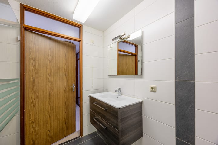 Foto 24 van Schutsboom 12