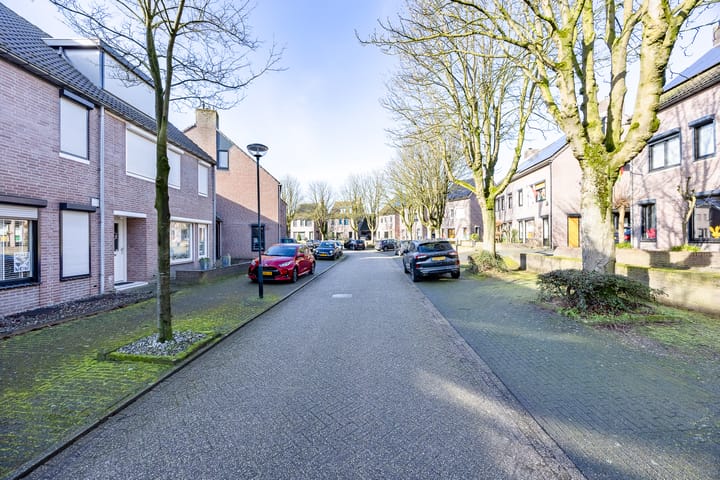 Foto 35 van Schutsboom 12