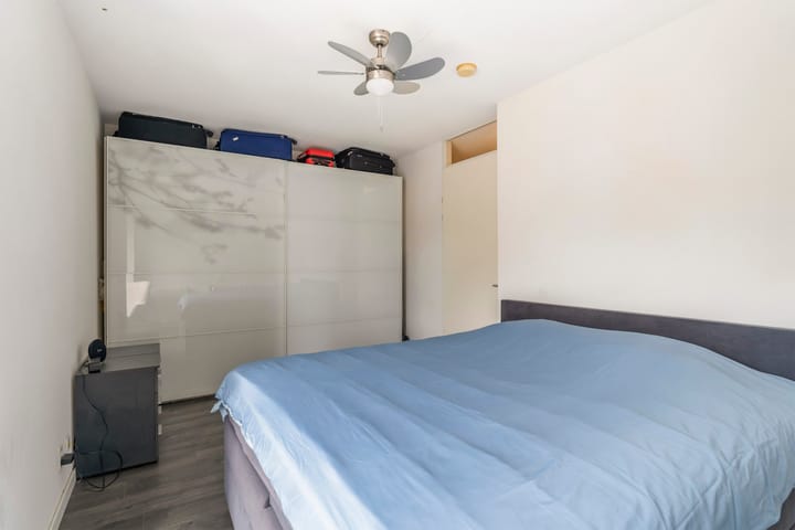 Photo 16 of Valthestraat 43