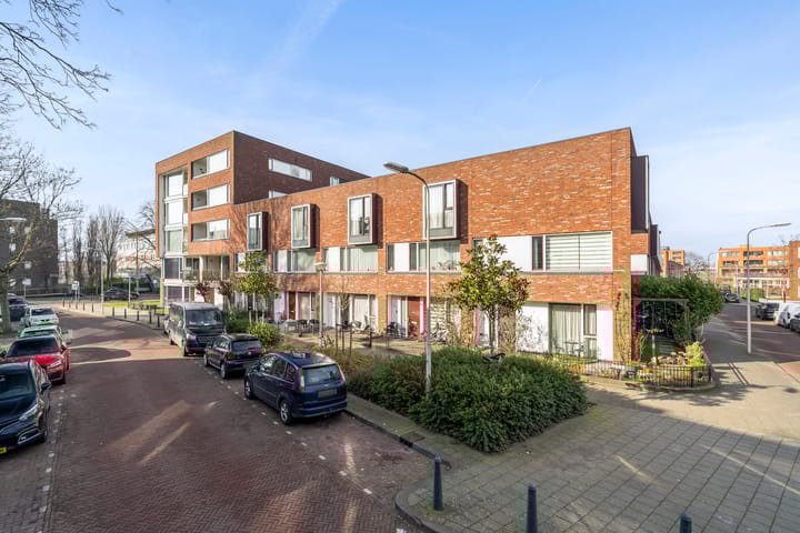 Photo 29 of Valthestraat 43