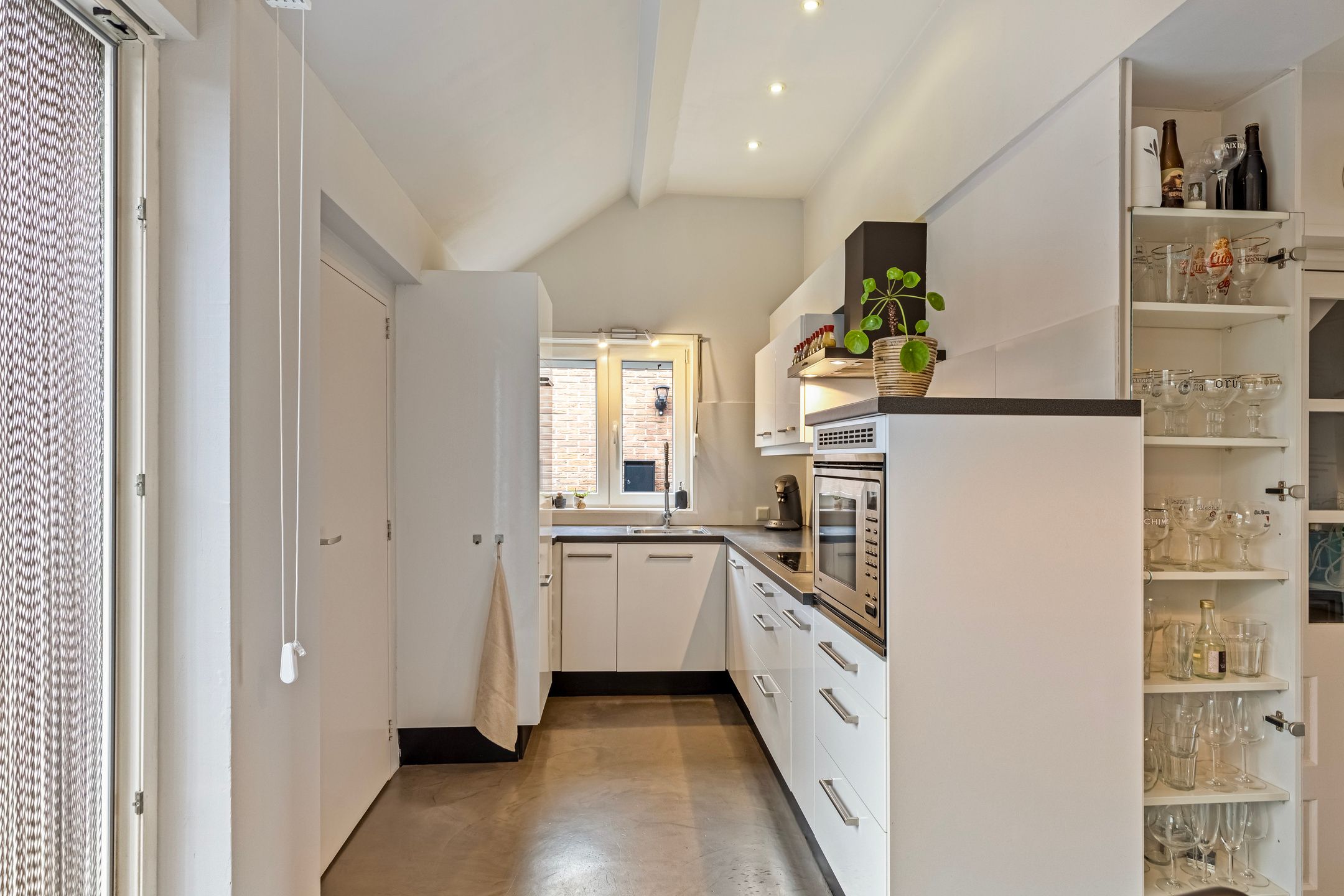 Photo 18 of Kanaalkade 28