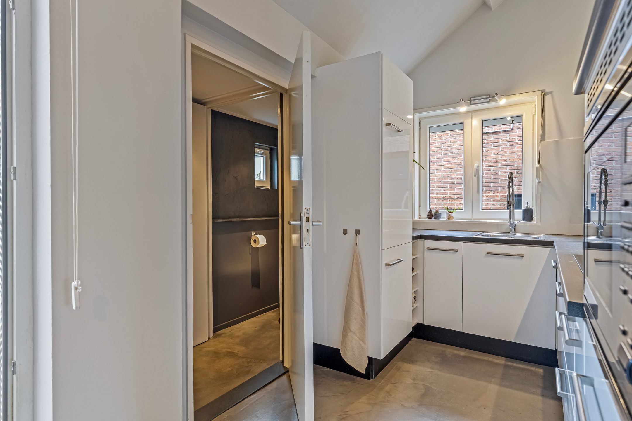 Photo 21 of Kanaalkade 28